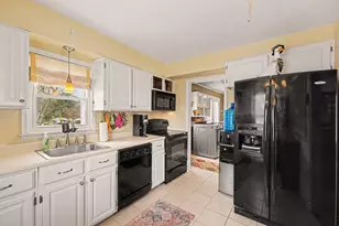 10040 Endicott St, Belleville, MI 48111 - Photo 13