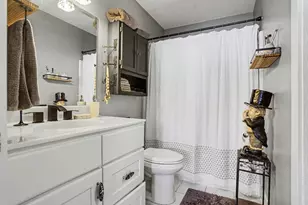 17010 Grandview Dr, Spring Lake, MI 49456 - Photo 11