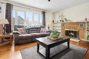 311 Lewis St, Watervliet, MI 49098 - Photo 7