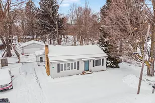 311 Lewis St, Watervliet, MI 49098 - Photo 25