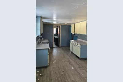 64 W Goguac Street W, Battle Creek, MI 49015 - Photo 5