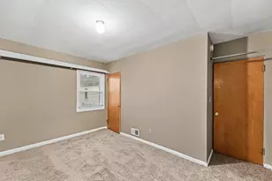 6822 N Lafayette St, Dearborn Heights, MI 48127 - Photo 23