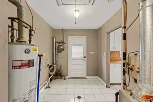 6822 N Lafayette St, Dearborn Heights, MI 48127 - Photo 25