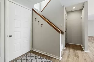 4641 Cottonwood Dr, Ann Arbor, MI 48108 - Photo 7