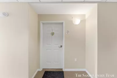 917 W Savidge Street #1, Spring Lake, MI 49456 - Photo 7