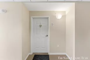 917 W Savidge St, Spring Lake, MI 49456 - Photo 7