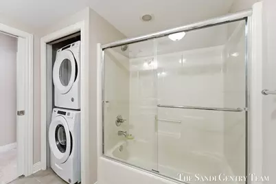 917 W Savidge Street #1, Spring Lake, MI 49456 - Photo 35