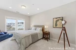 917 W Savidge St, Spring Lake, MI 49456 - Photo 31