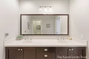 917 W Savidge St, Spring Lake, MI 49456 - Photo 25