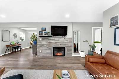 1330 Woodland Avenue NW, Grand Rapids, MI 49504 - Photo 7