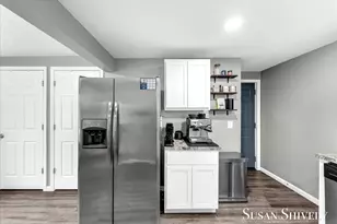 1330 Woodland Ave NW, Grand Rapids, MI 49504 - Photo 15