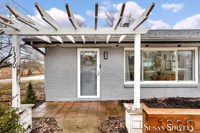 1330 Woodland Avenue NW, Grand Rapids, MI 49504 - Photo 5