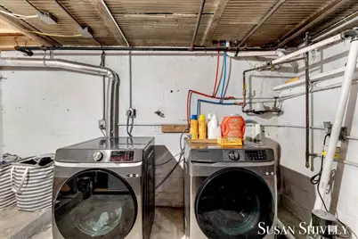 1330 Woodland Avenue NW, Grand Rapids, MI 49504 - Photo 25