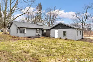 1330 Woodland Ave NW, Grand Rapids, MI 49504 - Photo 3