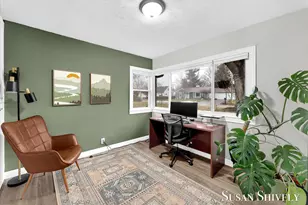 1330 Woodland Ave NW, Grand Rapids, MI 49504 - Photo 21