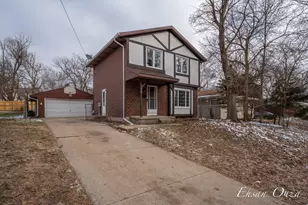 1073 Sweet St NE, Grand Rapids, MI 49505 - Photo 13