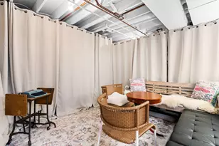 586 Liberty Pointe Dr, Ann Arbor, MI 48103 - Photo 39