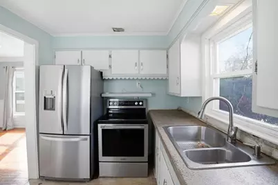 8929 Waruf Avenue, Portage, MI 49002 - Photo 7