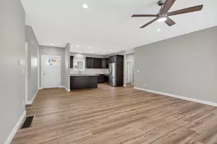 8 Hunting Trail Ave, Quincy, MI 49082 - Photo 7