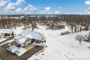 4201 Del Mar Village Dr SW, Grandville, MI 49418 - Photo 41