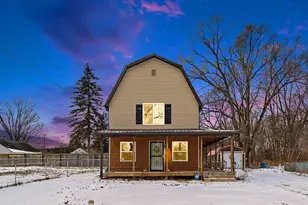 22415 Bedford Rd N, Battle Creek, MI 49017 - Photo 1