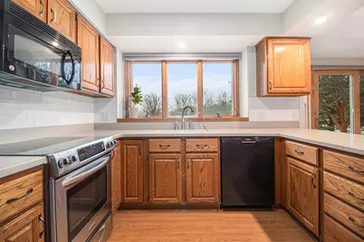 1677 Pond Shore Drive, Ann Arbor, MI 48108 - Photo 11