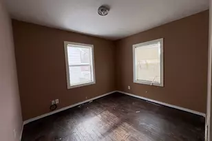 1250 Superior St, Benton Harbor, MI 49022 - Photo 5