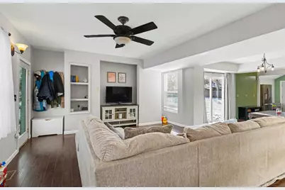 121 Frost Street, Jackson, MI 49202 - Photo 3