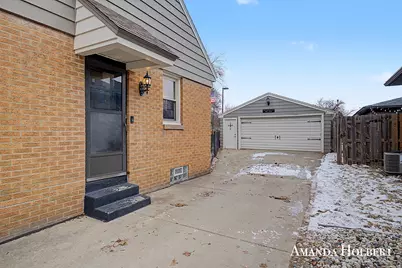 1161 Dorroll Street NE, Grand Rapids, MI 49505 - Photo 31