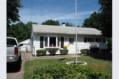 196 Morgan Avenue W, Battle Creek, MI 49037 - Photo 1