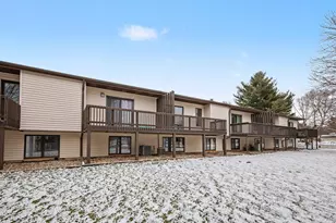 2744 Stonebluff Dr SW, Wyoming, MI 49519 - Photo 19