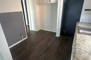 18915 Hamburg St, Detroit, MI 48205 - Photo 5