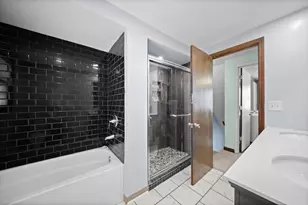 4154 Sand Creek Dr NW, Grand Rapids, MI 49544 - Photo 15