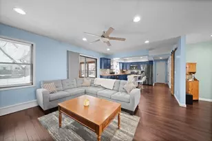 4154 Sand Creek Dr NW, Grand Rapids, MI 49544 - Photo 5