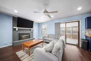 4154 Sand Creek Dr NW, Grand Rapids, MI 49544 - Photo 5