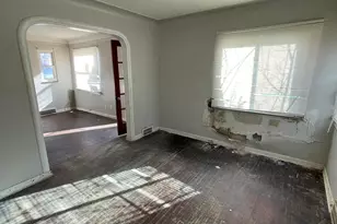 9205 McKinney St, Detroit, MI 48224 - Photo 5