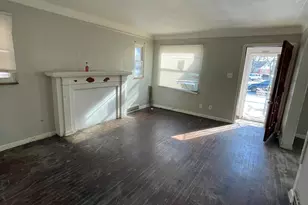 9205 McKinney St, Detroit, MI 48224 - Photo 3