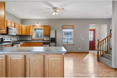 211 N Queen Street, Nashville, MI 49073 - Photo 3