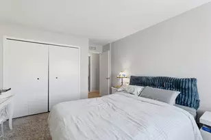 33667 Pondview Cir, Livonia, MI 48152 - Photo 15