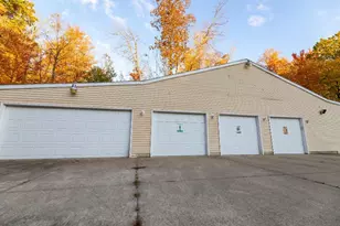 14909 Hickory St, Spring Lake, MI 49456 - Photo 7