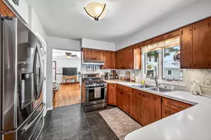 936 S Division St, Whitehall, MI 49461 - Photo 13