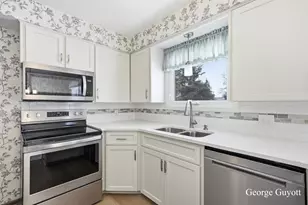 1941 Newcastle Dr SW, Jenison, MI 49428 - Photo 15