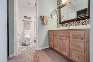 156 Carberry Hill Ct, Kalamazoo, MI 49006 - Photo 17