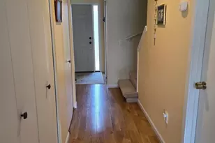 156 Carberry Hill Ct, Kalamazoo, MI 49006 - Photo 5