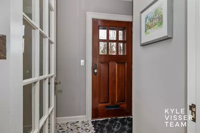 958 Pinecrest Avenue SE, East Grand Rapids, MI 49506 - Photo 5