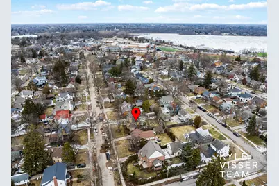 958 Pinecrest Avenue SE, East Grand Rapids, MI 49506 - Photo 73