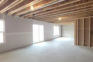 5553 Canal Ave SW, Wyoming, MI 49418 - Photo 23
