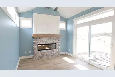 5553 Canal Avenue SW #64, Wyoming, MI 49418 - Photo 9