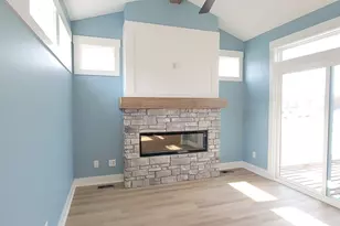 5553 Canal Ave SW, Wyoming, MI 49418 - Photo 9