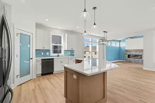 5553 Canal Ave SW, Wyoming, MI 49418 - Photo 15